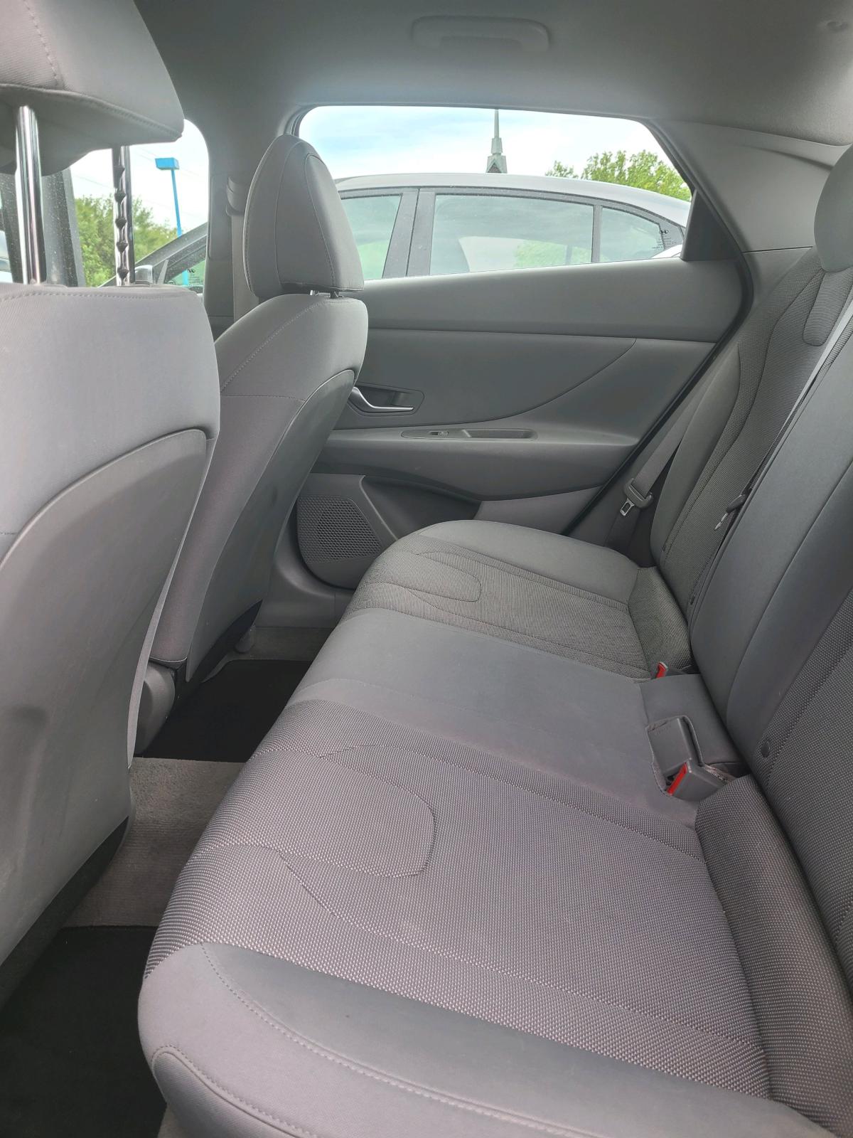 2023 Hyundai Elantra SE - Commerce, Texas - FleaMarketBay