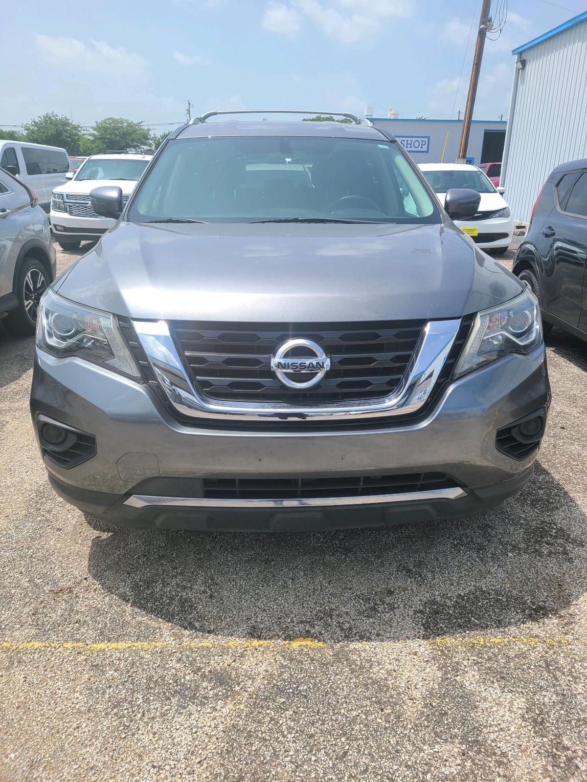 2020 Nissan Pathfinder - Commerce, Texas - FleaMarketBay