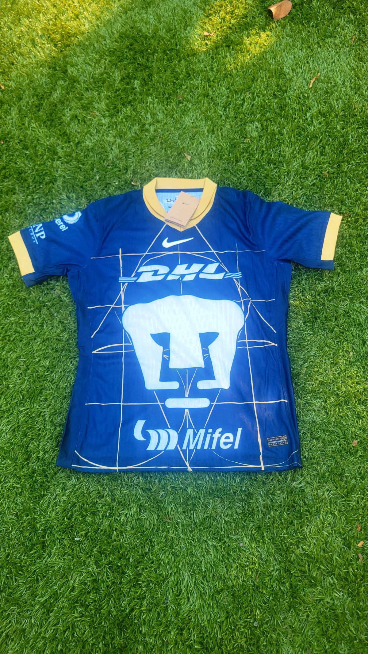 Puma Nike jersey - Atlanta, Georgia - FleaMarketBay