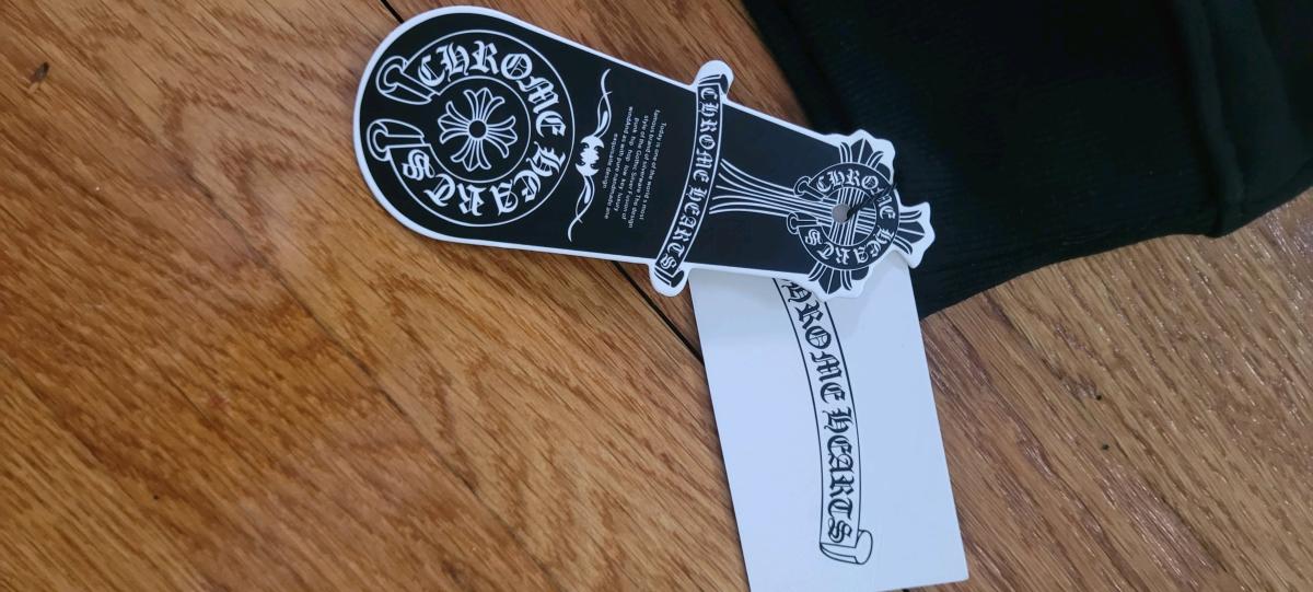 Chromehearts Hoodie - Bayside, New York - FleaMarketBay