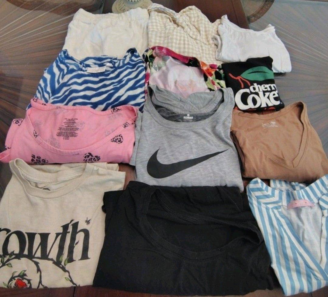 ladies clothes - Hudson, Florida - FleaMarketBay