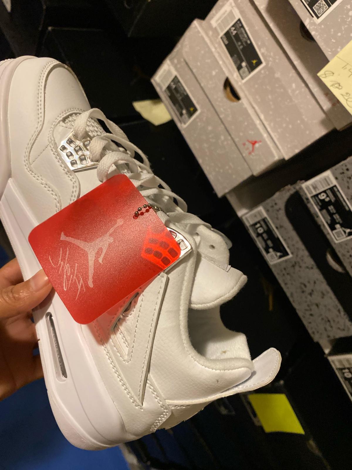 fashionable sneakers for women