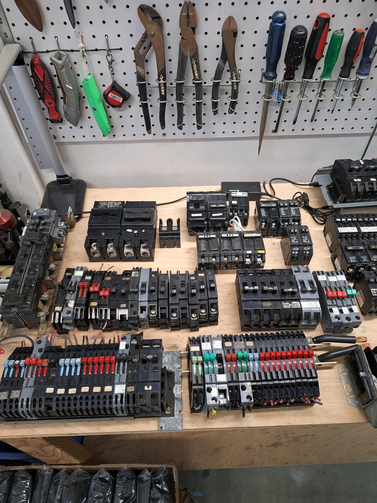 breakers lot - Winchester, California - FleaMarketBay