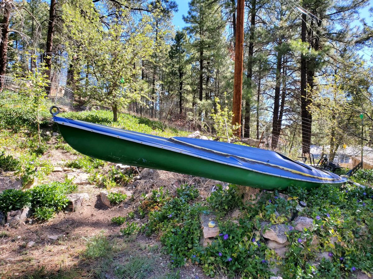 free 22 ft fiberglass kayak - Flagstaff, Arizona - FleaMarketBay