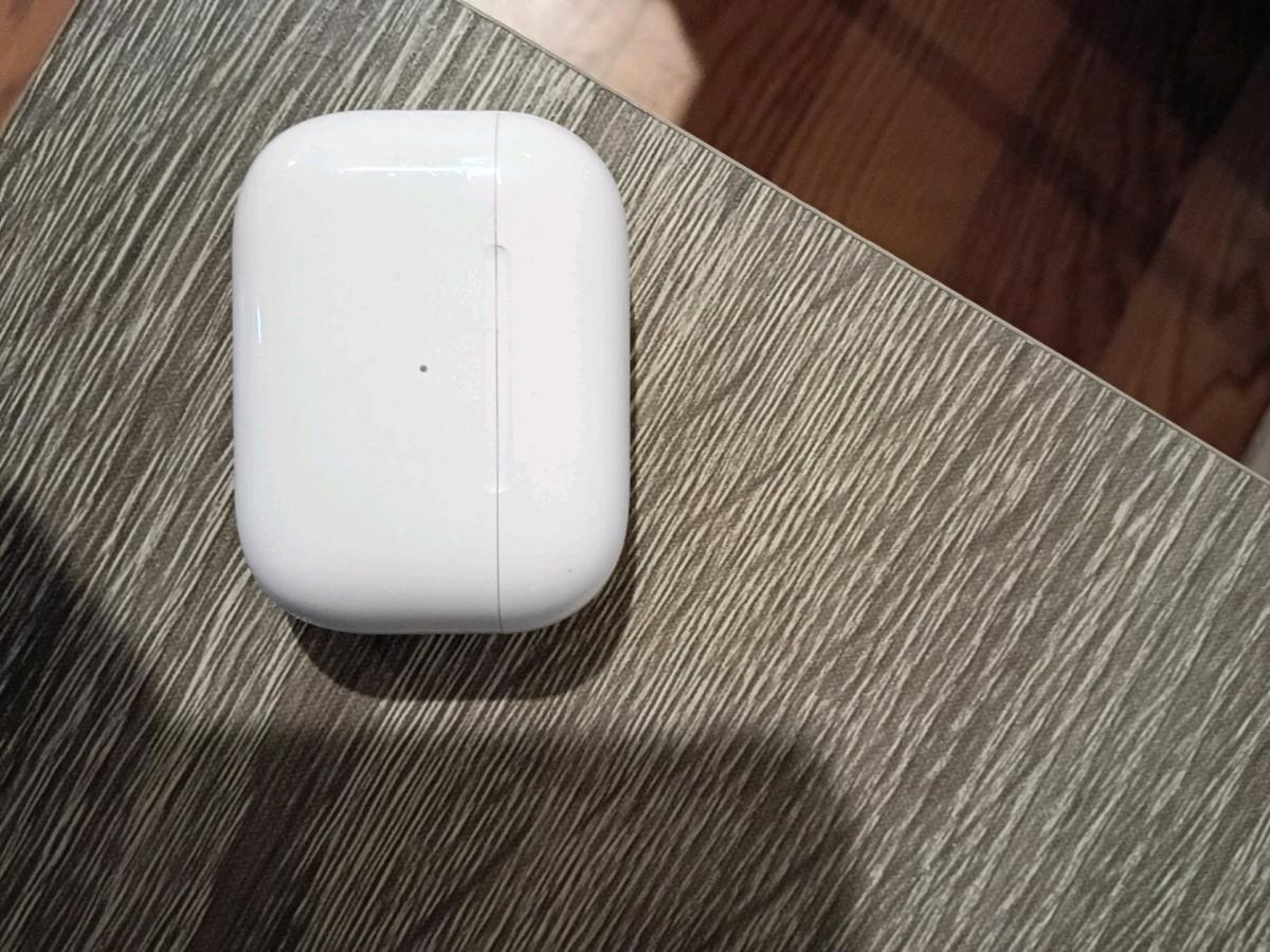 Generic Headphones  One Side Not Working - Austin, Texas