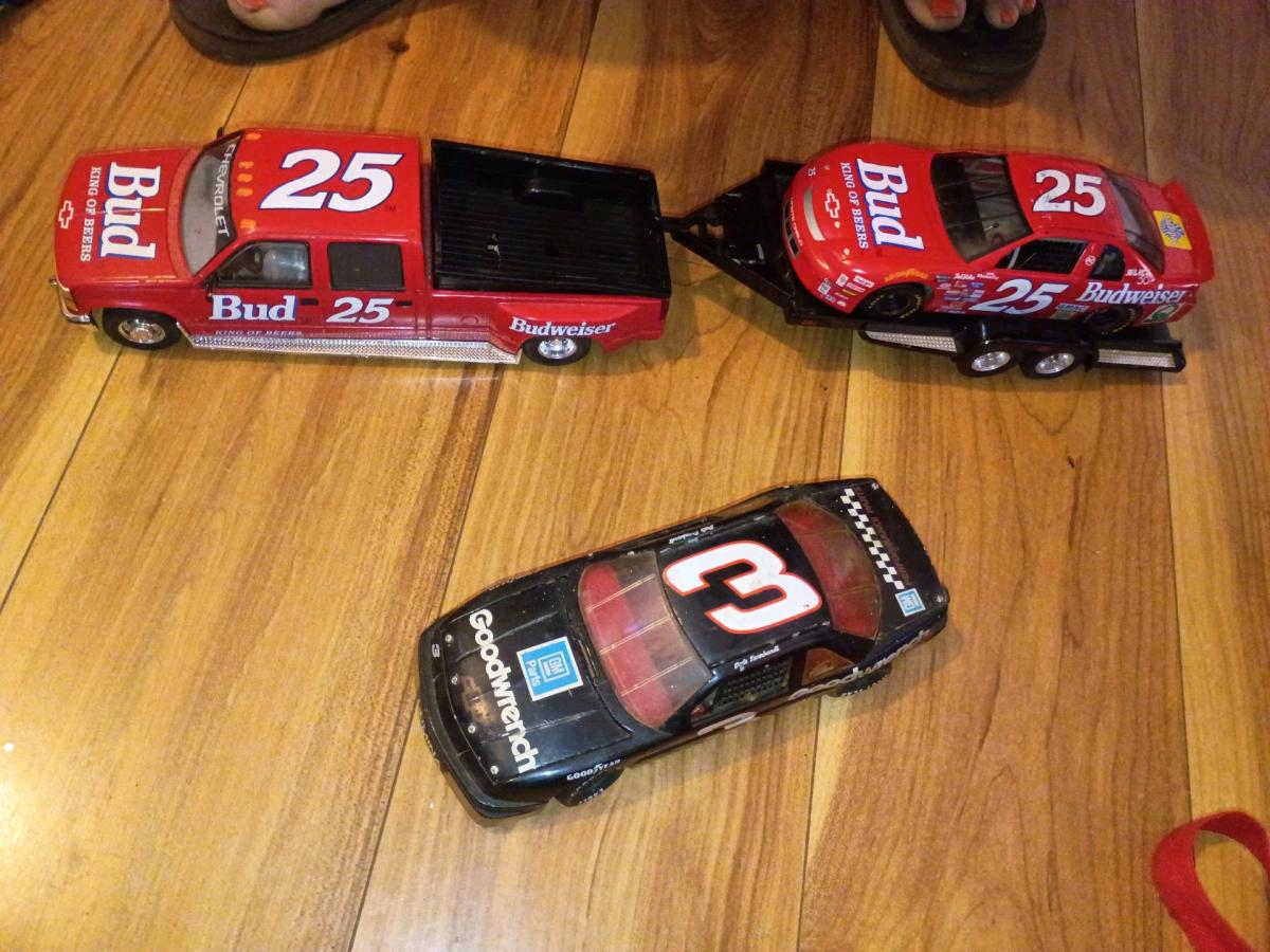 NASCAR items - Mc Bee, South Carolina - FleaMarketBay