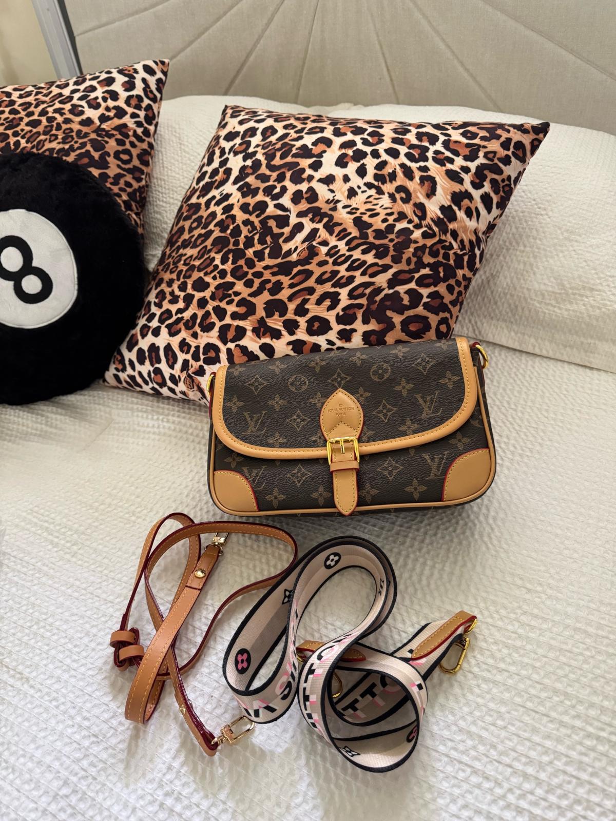 bolso mediano  Brown bag - Miami Beach, Florida - FleaMarketBay