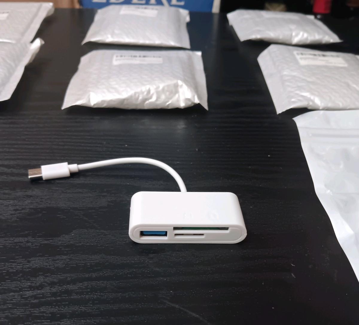 USBC MULTIPLE CARD READERS - Bronx, New York - FleaMarketBay