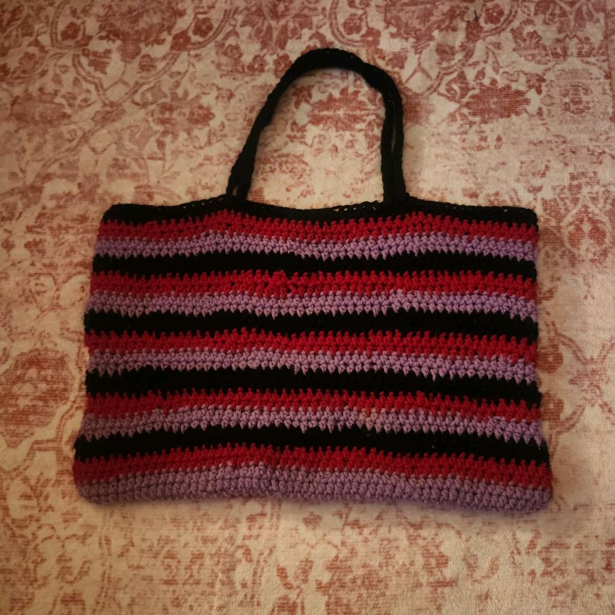 striped crochet totebag