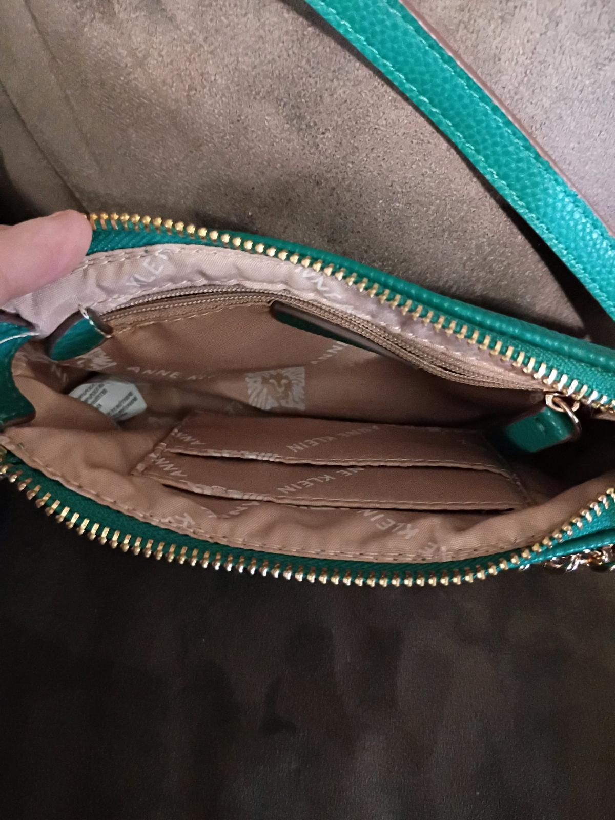 Anne Klein purse - Royston, Georgia - FleaMarketBay
