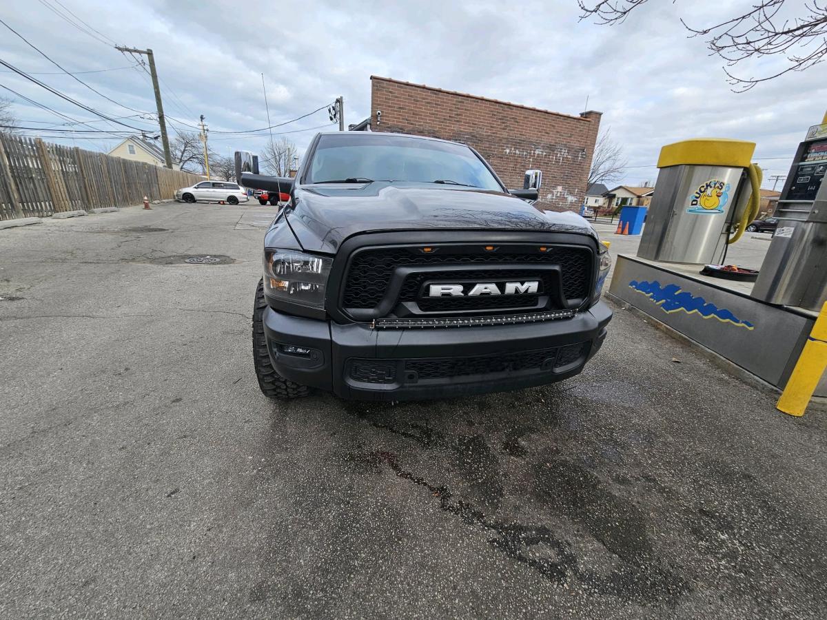 2019 Dodge Ram 1500 quad cab - Chicago, Illinois - FleaMarketBay