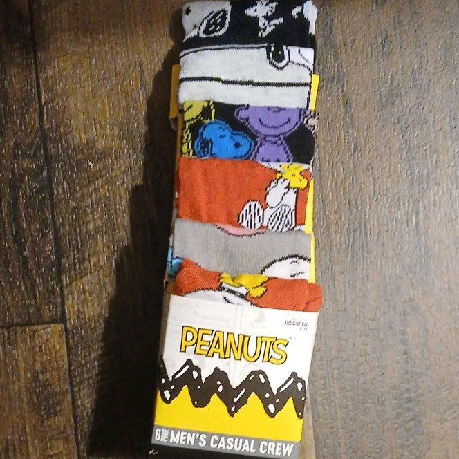 peanuts  men casual crew socks - Angie, Louisiana - FleaMarketBay