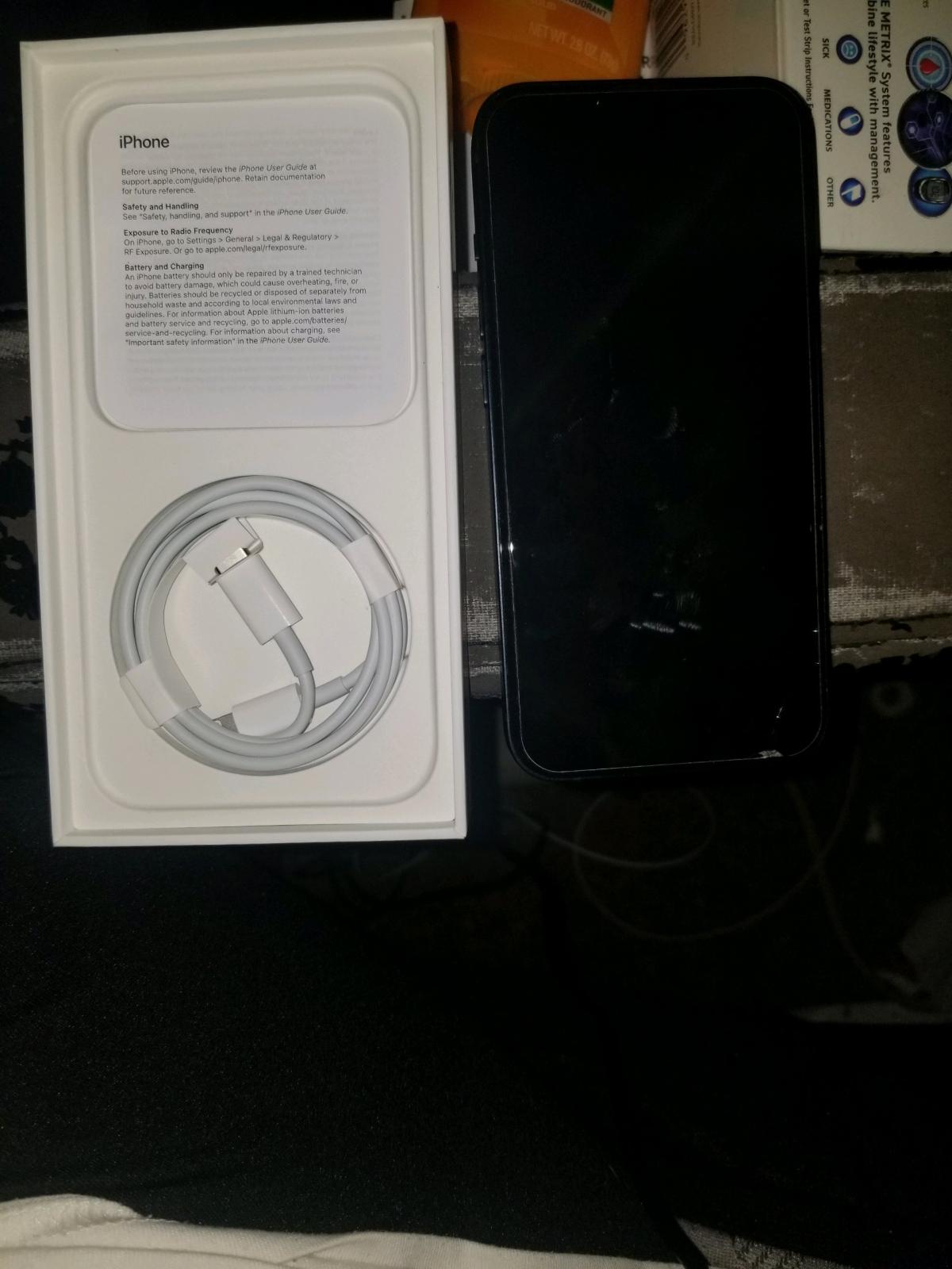 iPhone 13 - Sterling Heights, Michigan - FleaMarketBay