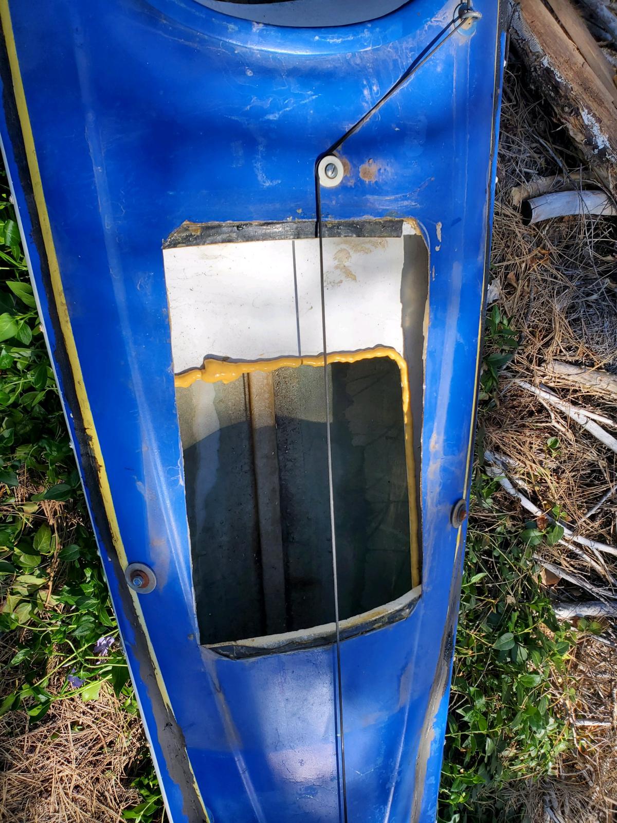 free 22 ft fiberglass kayak - Flagstaff, Arizona - FleaMarketBay