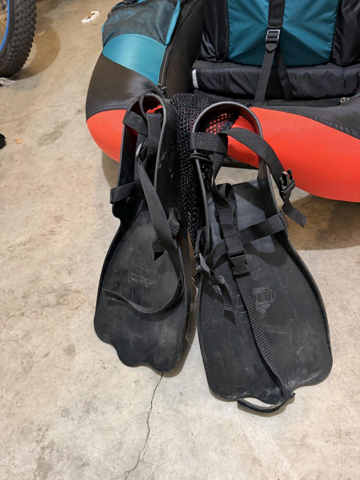 Pro Trout fishing raft - Oakland, California - FleaMarketBay