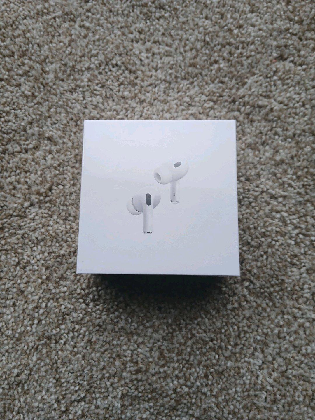 airpods pro 2nd - Washington Navy Yard, District of Columbia - FleaMarketBay
