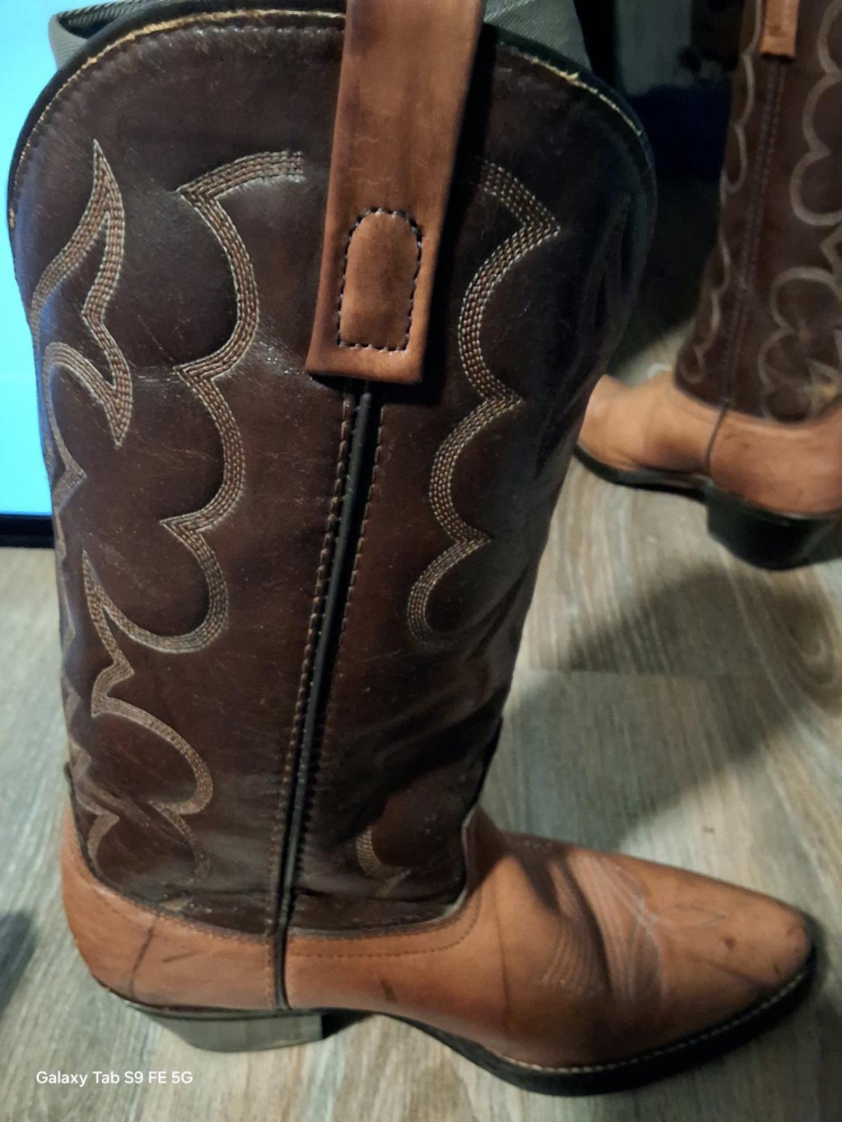 Western Boots Size 9 MENS US GENTLY USED - Vancouver, Washington - FleaMarketBay