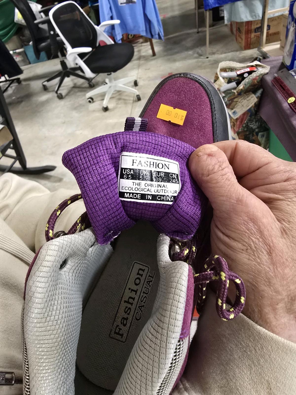 womans purple hiking boots - High Point, North Carolina - FleaMarketBay