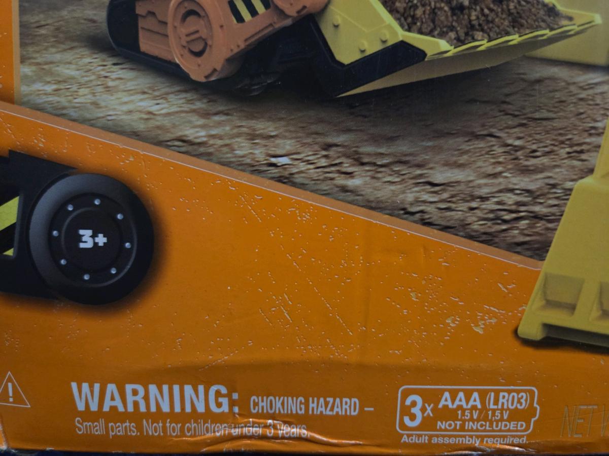 KIDS KINETIC SAND BUILDIT - Phoenix, Arizona - FleaMarketBay