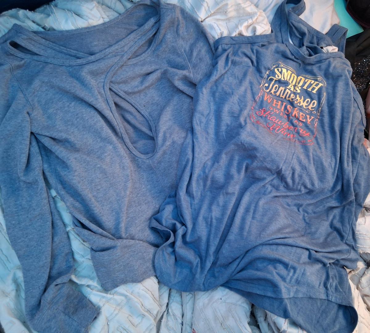 lot of womens clothing Nice condition - Admire, Kansas - FleaMarketBay