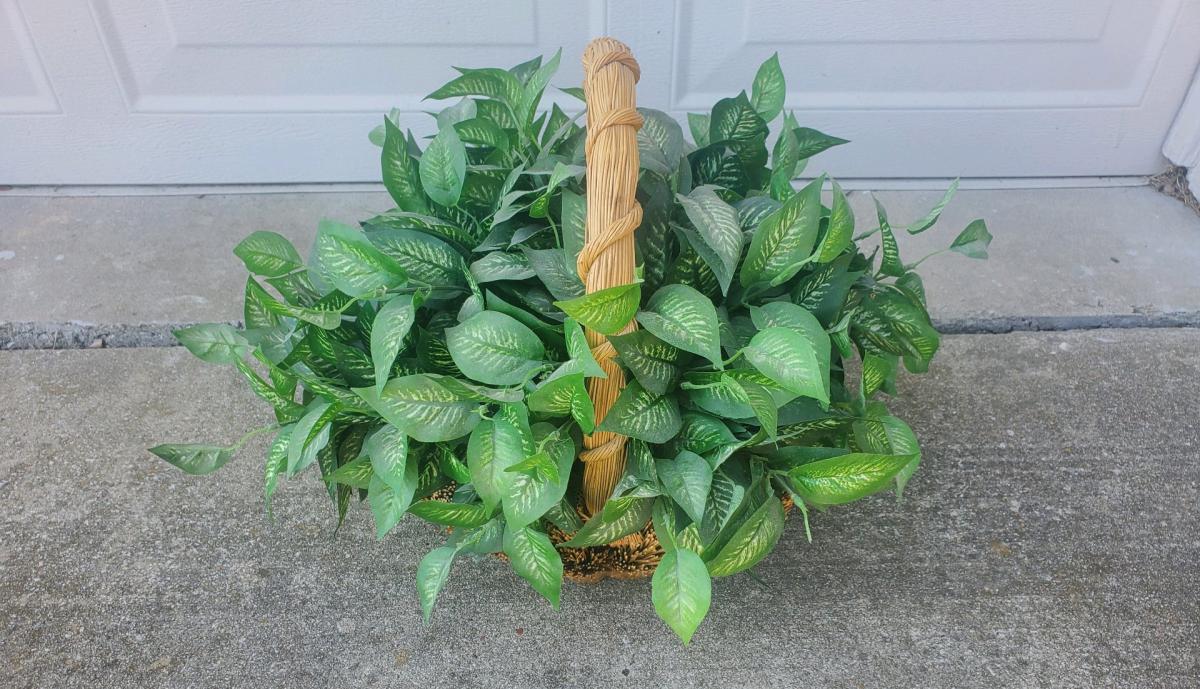 Decorative  Plant Artificial w Straw Basket - Plano, Texas - FleaMarketBay