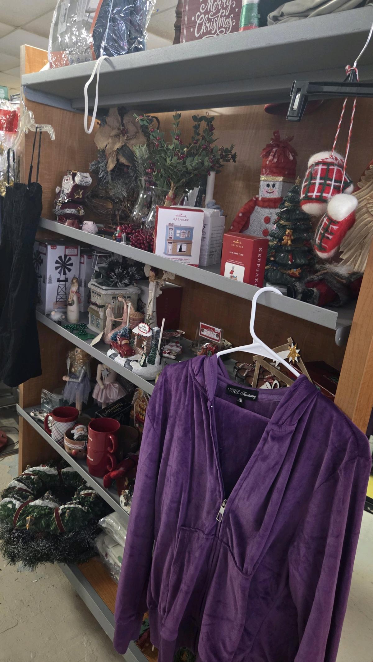 Big clearance sale April 24th through 26th everything is 1 - Alicia, Arkansas - FleaMarketBay