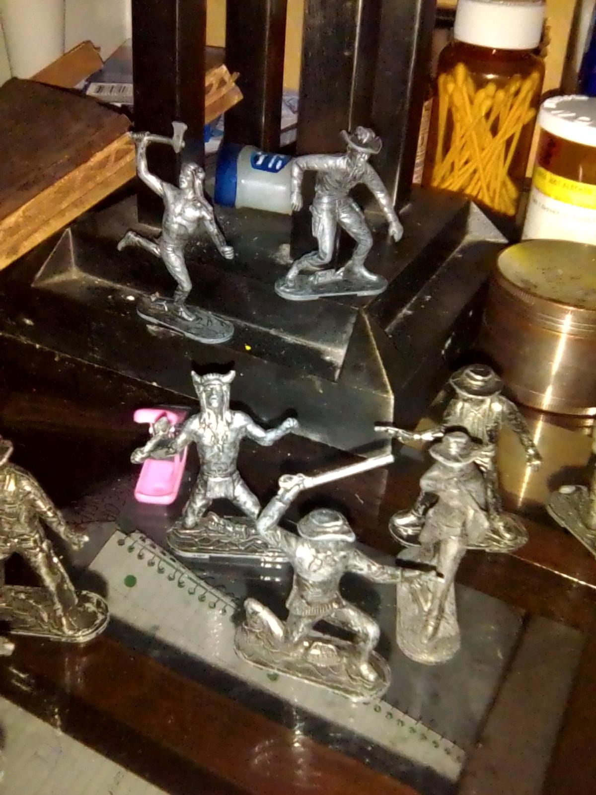 iron toys - Dallas, Texas - FleaMarketBay