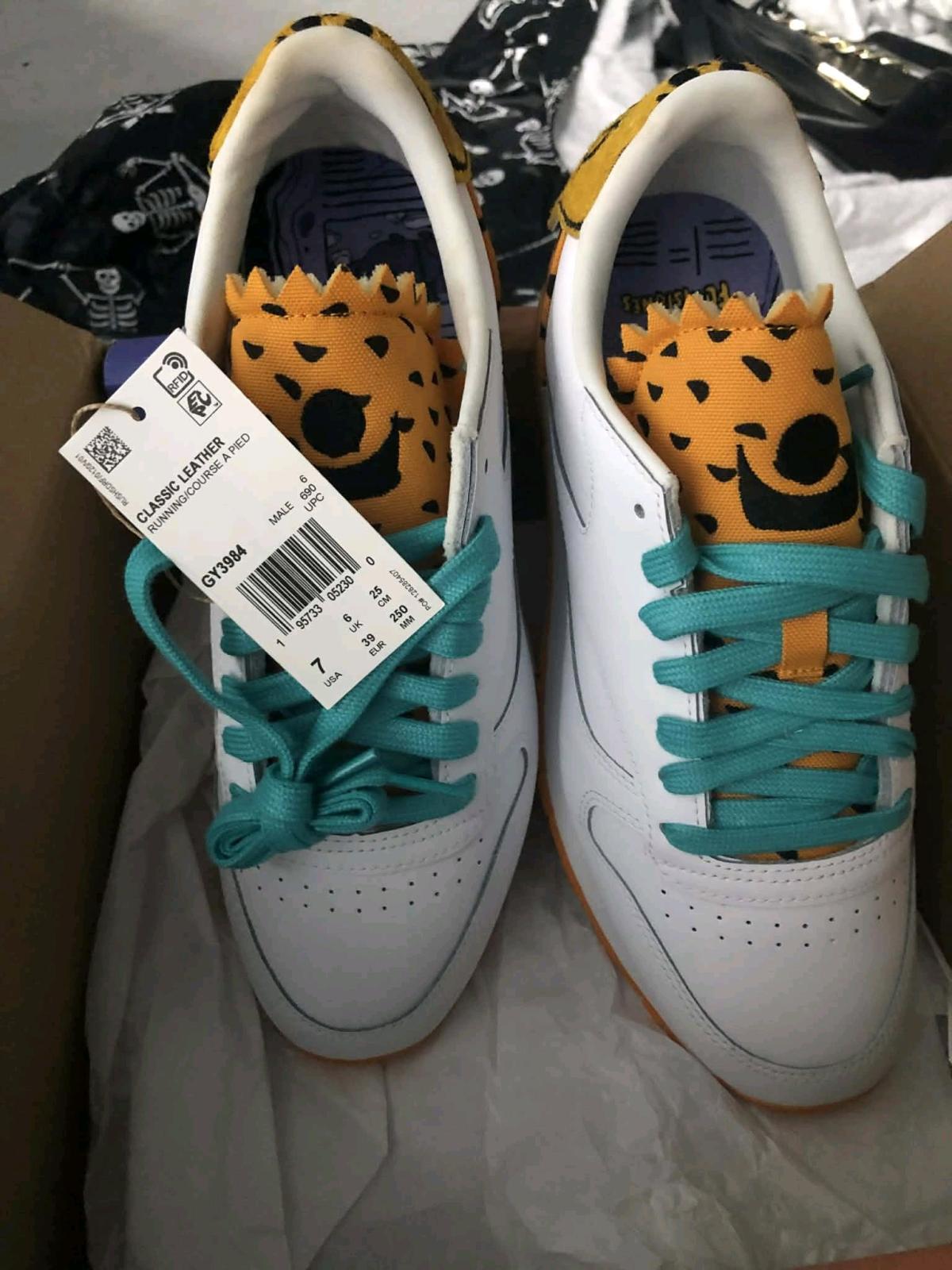 Flintstone sneakers size 7 - New Port Richey, Florida - FleaMarketBay