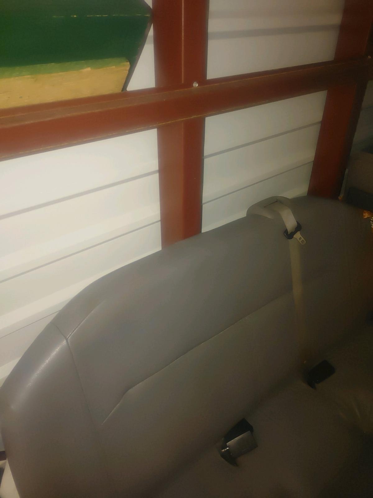 E150 Van back seat - Lansdale, Pennsylvania - FleaMarketBay