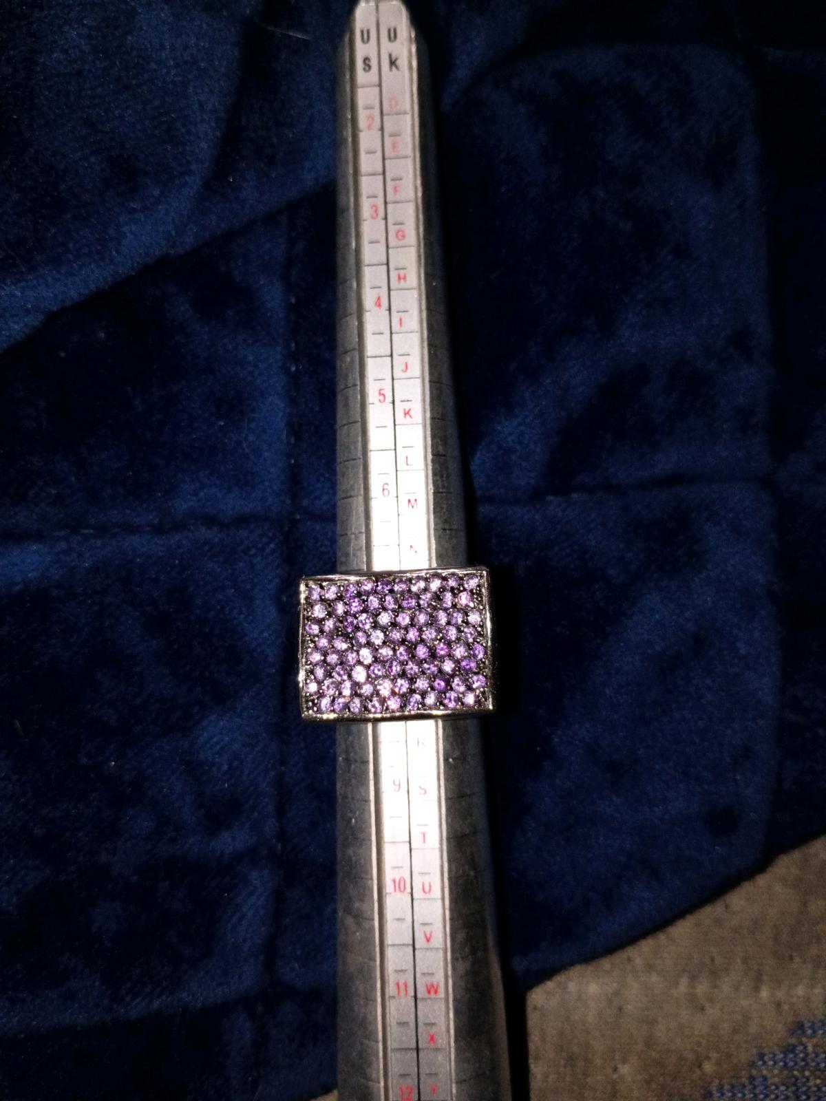 jewelry rings necklaces and bracelets and earrings - Austin, Texas - FleaMarketBay