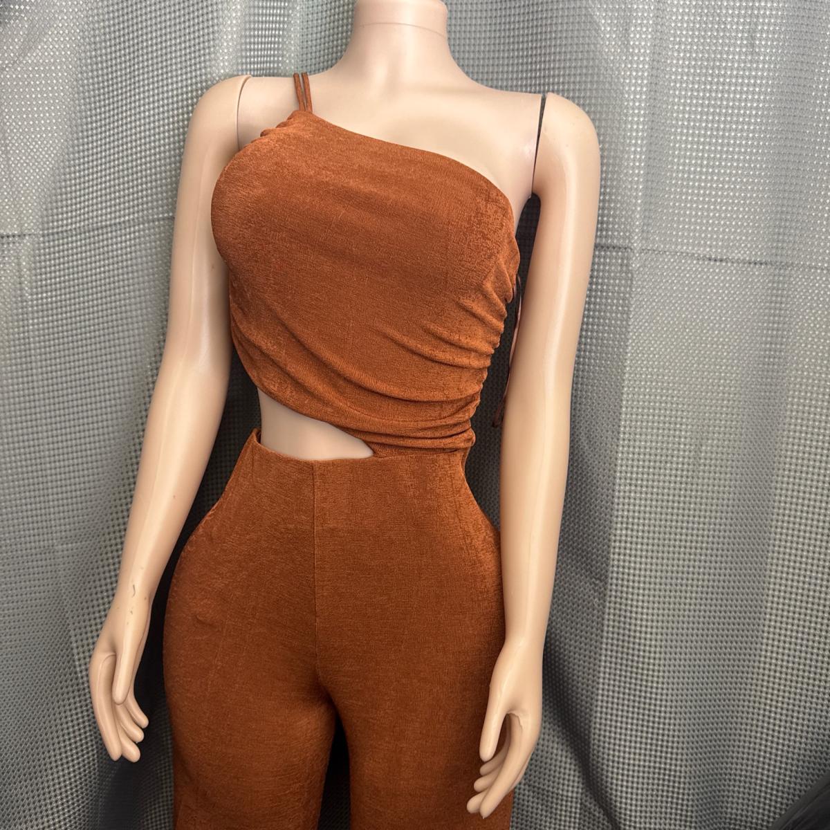 women size small jumpsuit - Pomona, California - FleaMarketBay