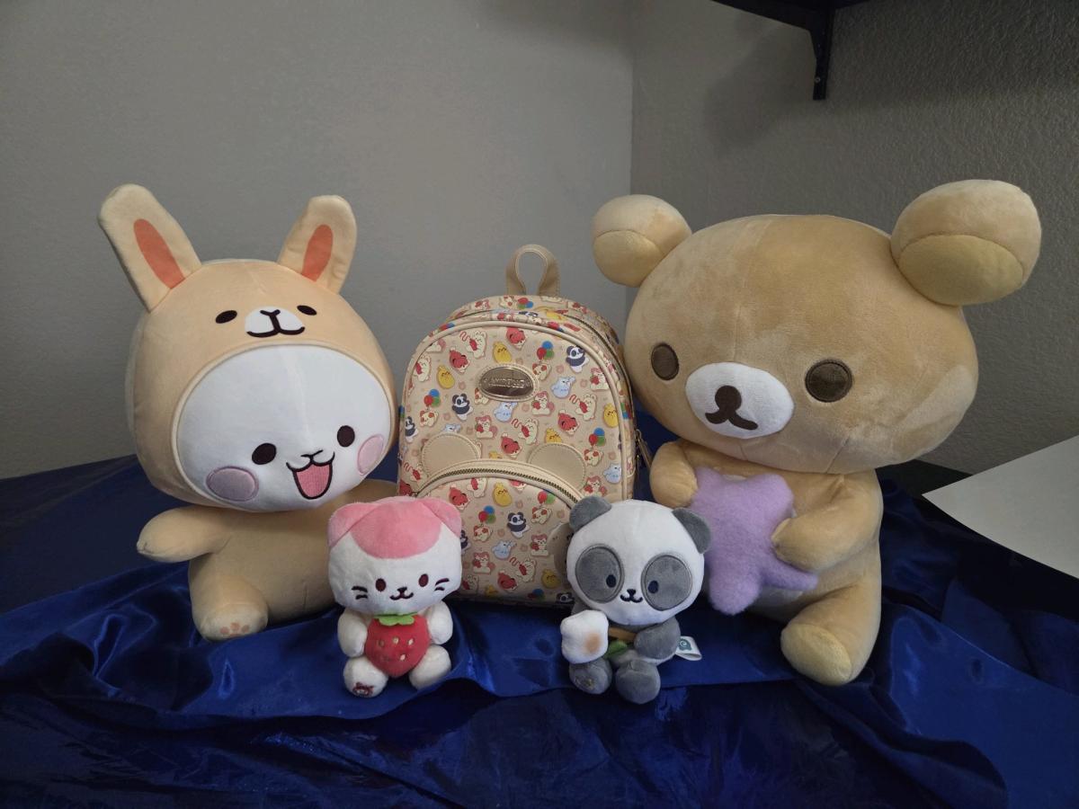 ANIROLLZ BACKPACK and KAWAII PLUSH - Phoenix, Arizona - FleaMarketBay