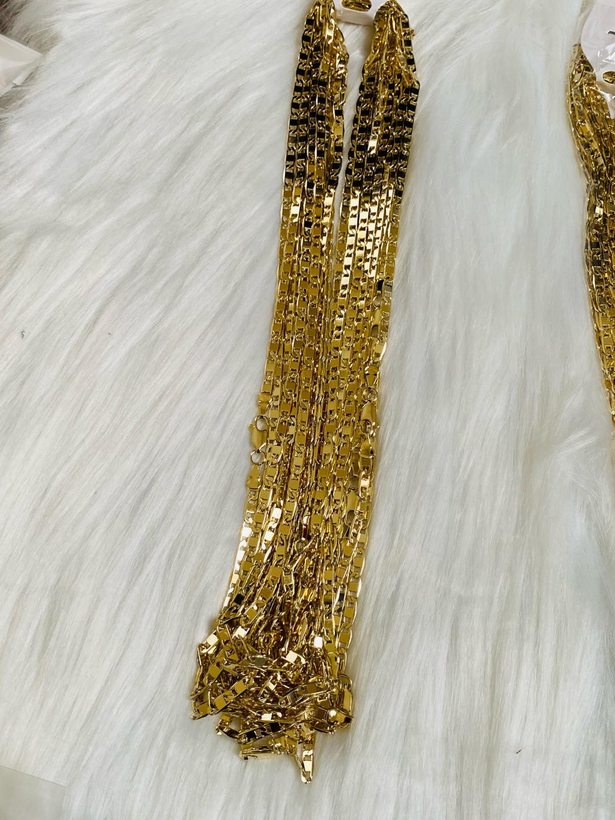 stainless necklace - Washington Navy Yard, District of Columbia - FleaMarketBay