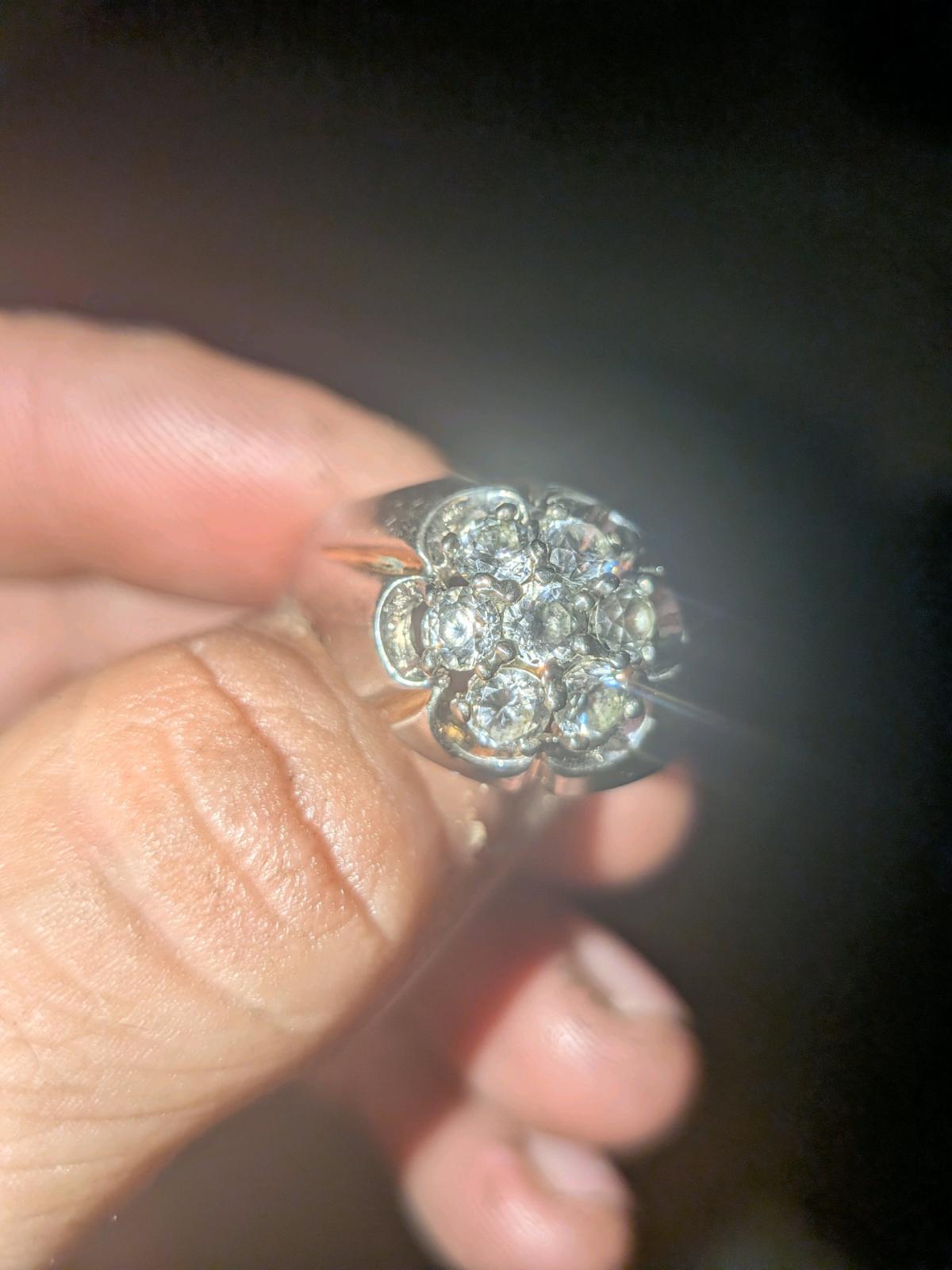 14 k gold diamond cluster ring with over a carat and a half - Indianapolis, Indiana - FleaMarketBay
