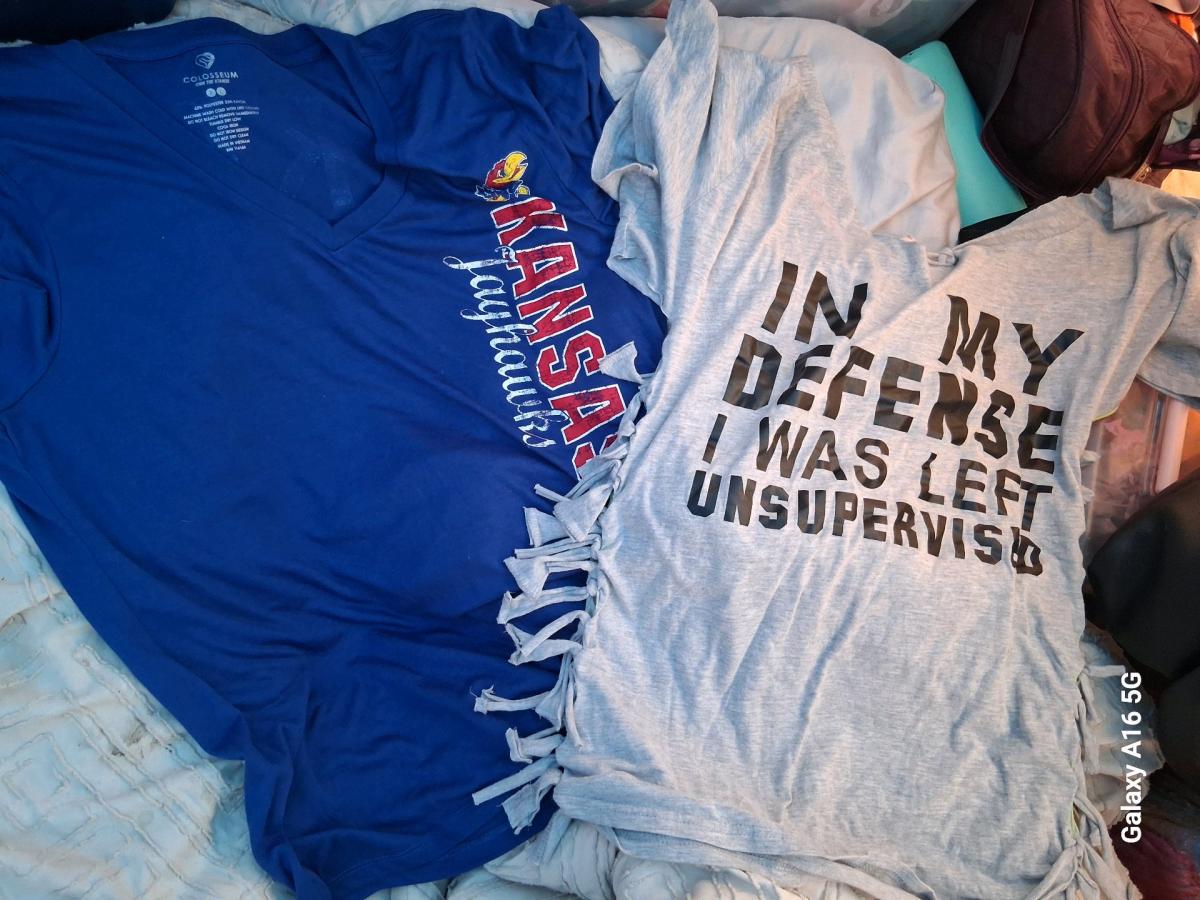 lot of womens clothing Nice condition - Admire, Kansas - FleaMarketBay