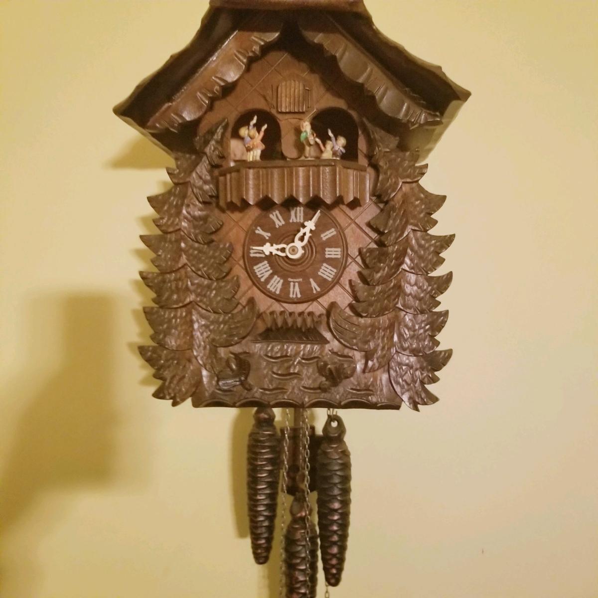 vintage German made cookoo clocks - Mendon, Michigan - FleaMarketBay