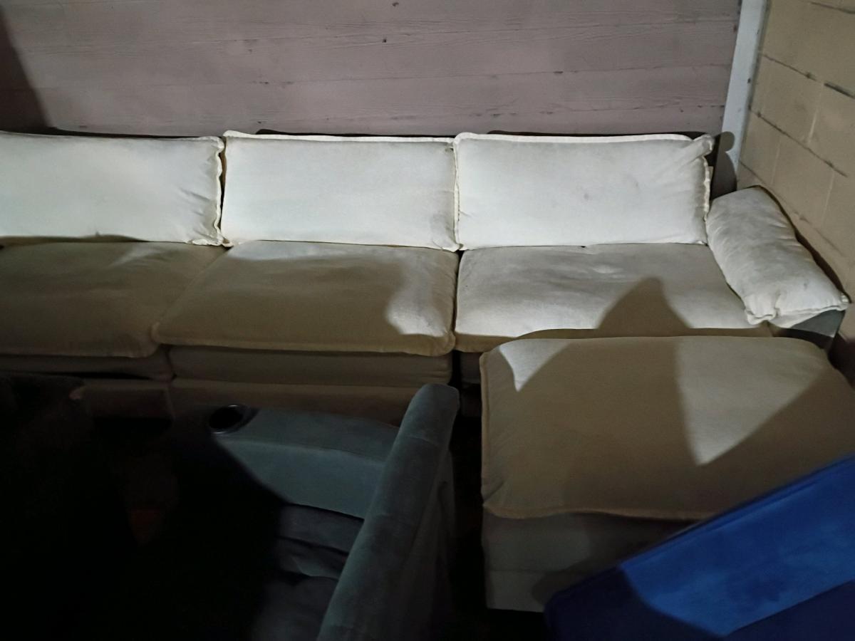 white extra long couch with foot rest - Norfolk, Virginia - FleaMarketBay