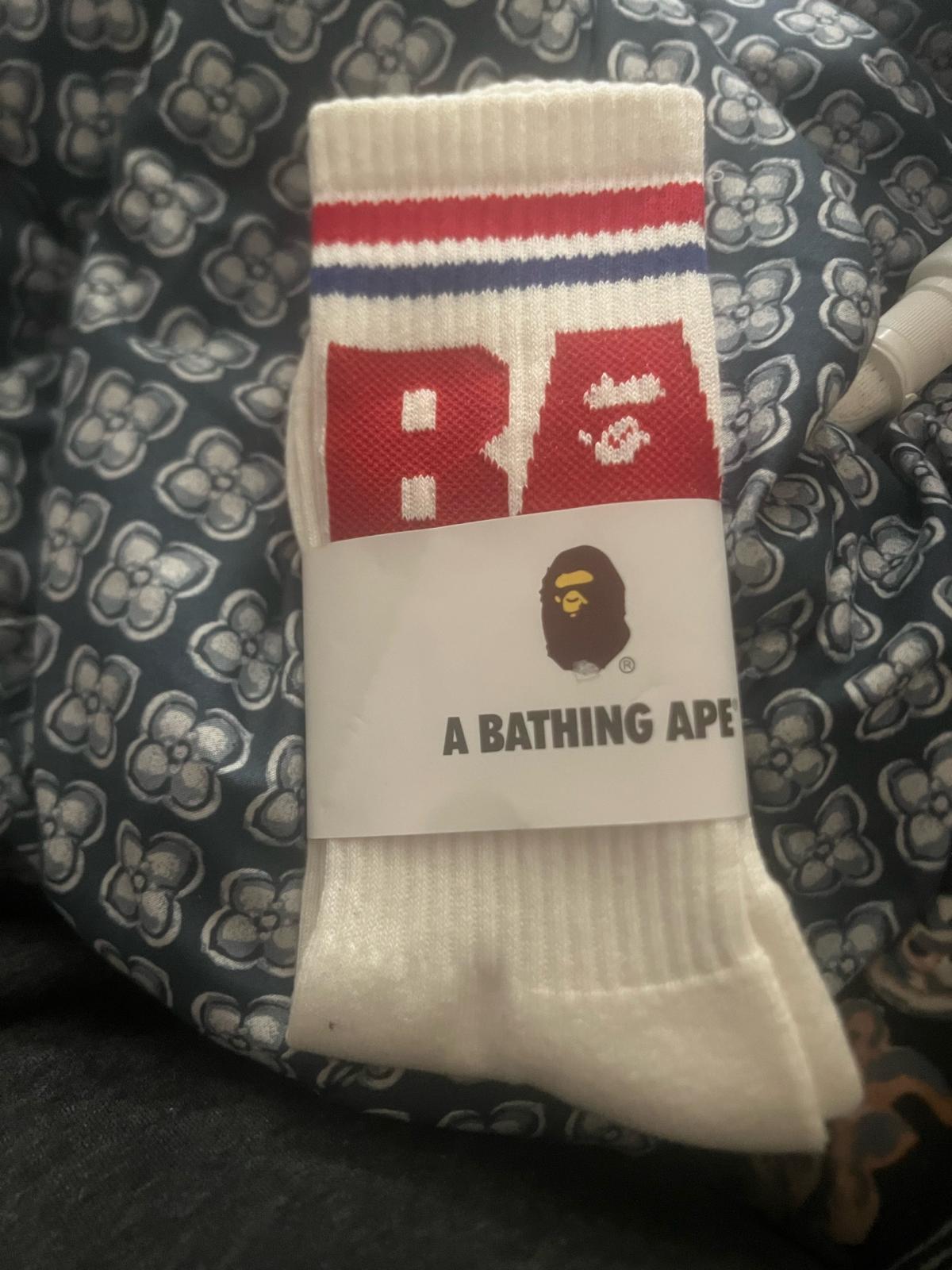 a bathing ape - Abington, Pennsylvania - FleaMarketBay