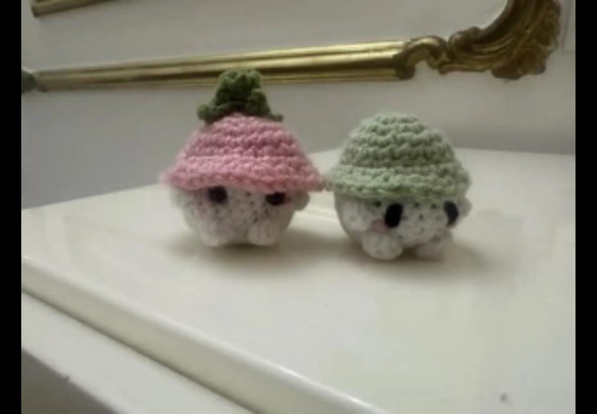 1 piece crocheted baby mushroom - Alicia, Arkansas - FleaMarketBay