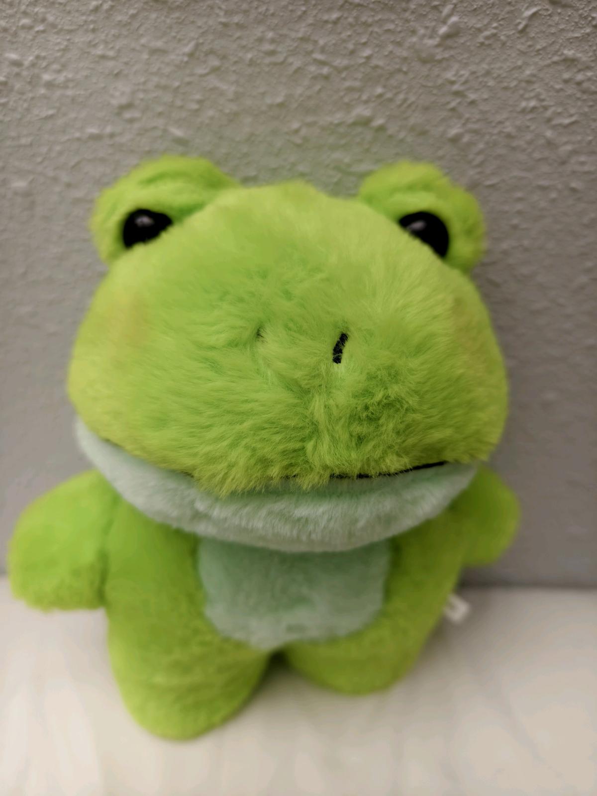 Cute green frog plush - Rosemead, California - FleaMarketBay