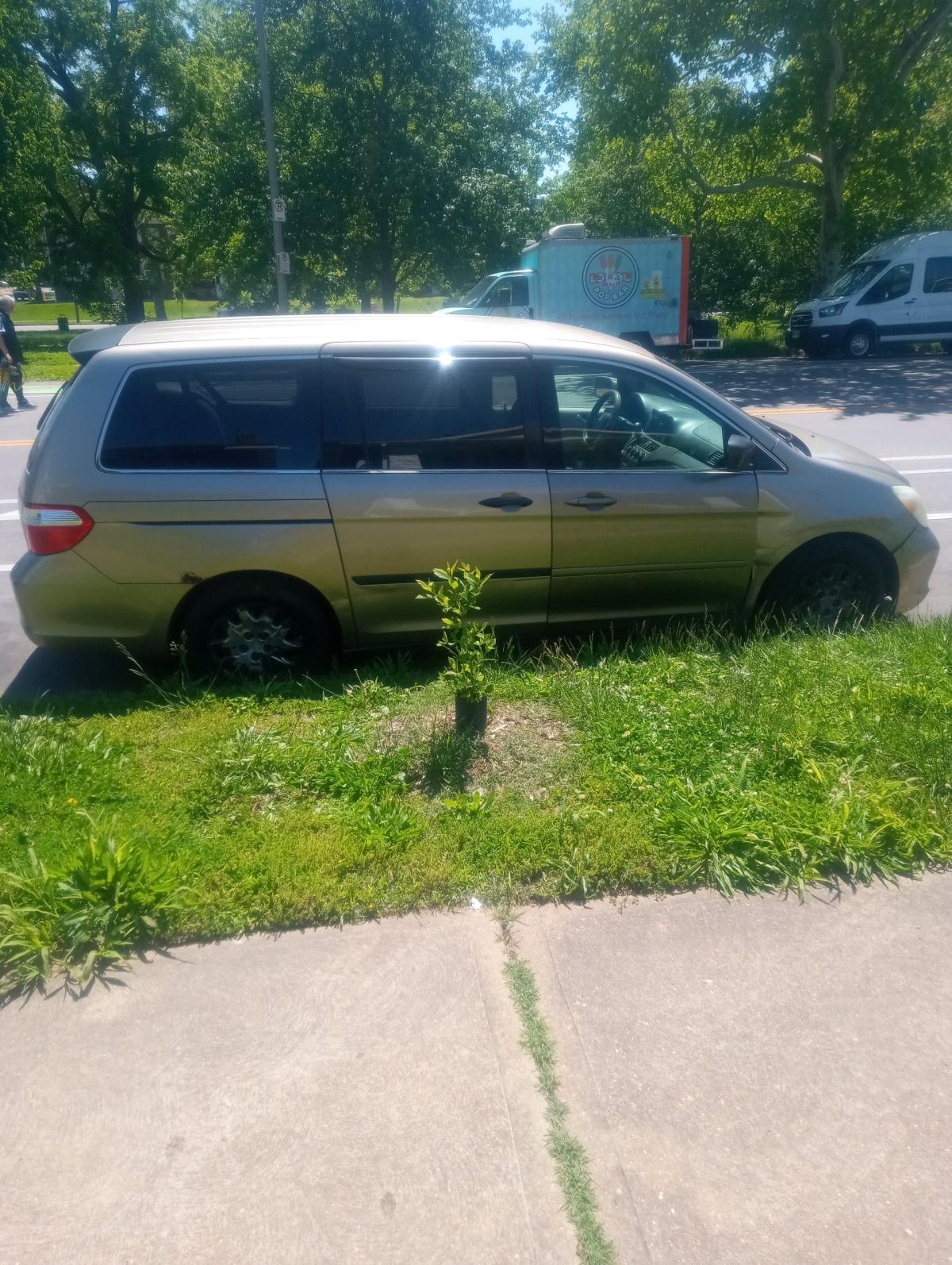 2005 honda Odyssey - Saint Louis, Missouri - FleaMarketBay
