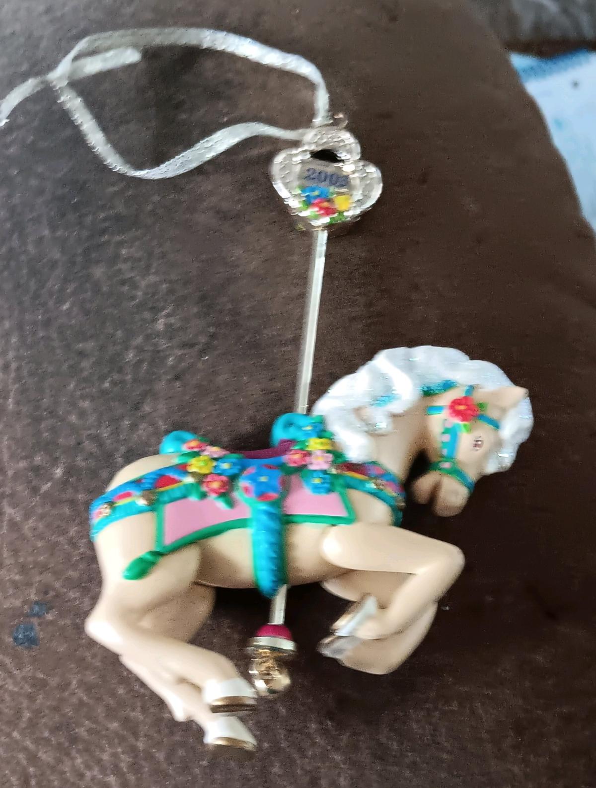 2003 carousel horse - California City, California - FleaMarketBay