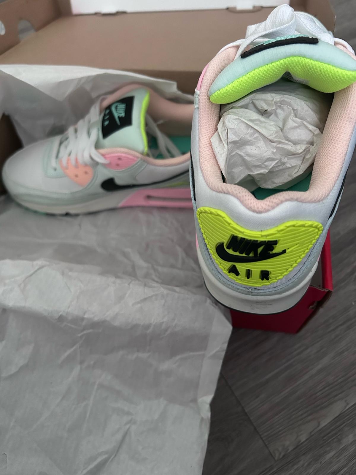 Nike Air Max Sherbert - Portland, Oregon - FleaMarketBay