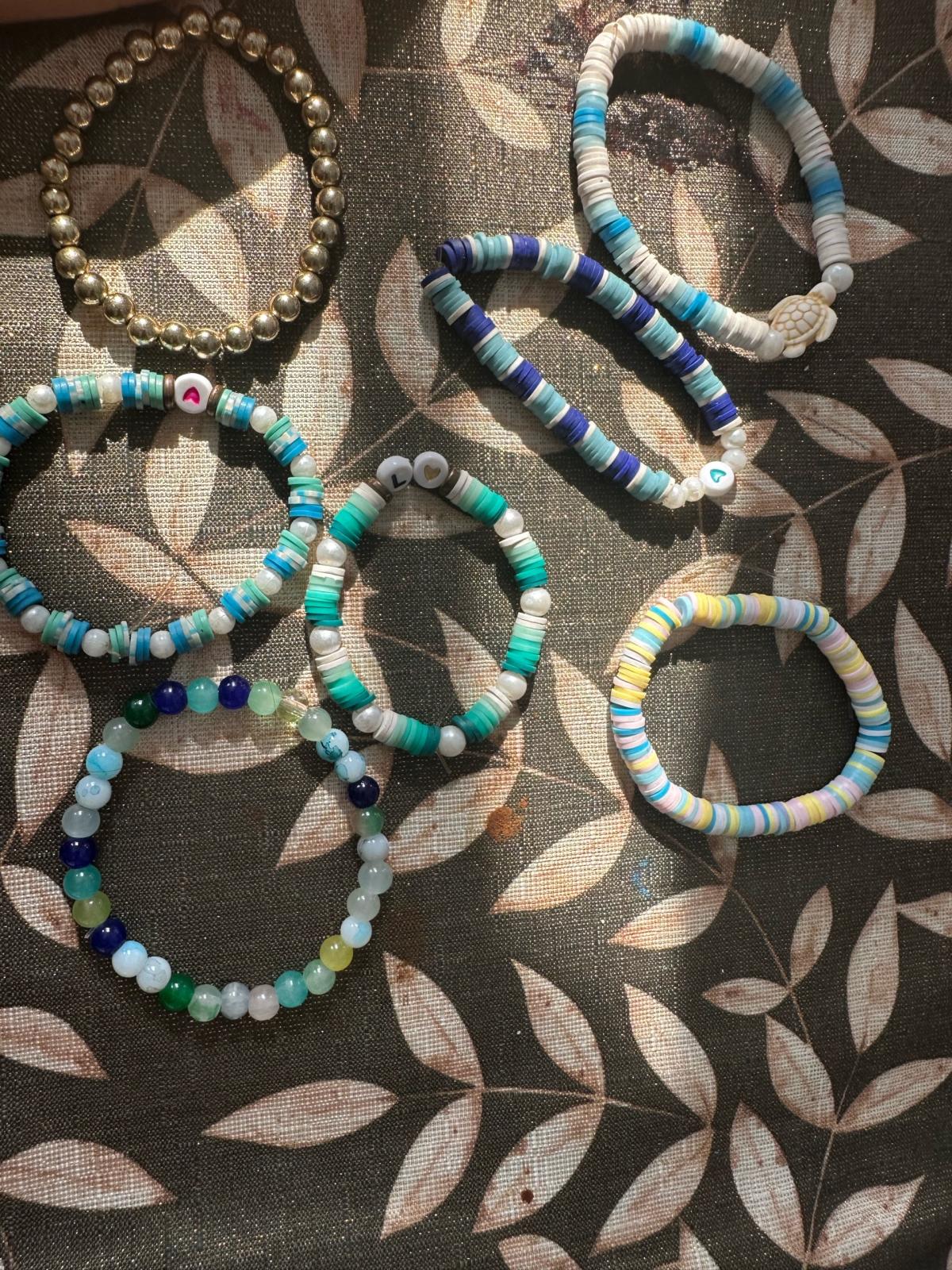 Beach blue vibe bracelets - Fort Worth, Texas - FleaMarketBay