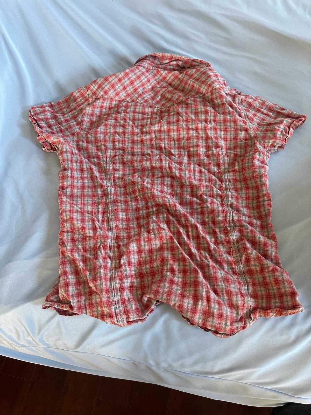 True religion men plaid red gray short sleeve button up down - Adelanto, California - FleaMarketBay
