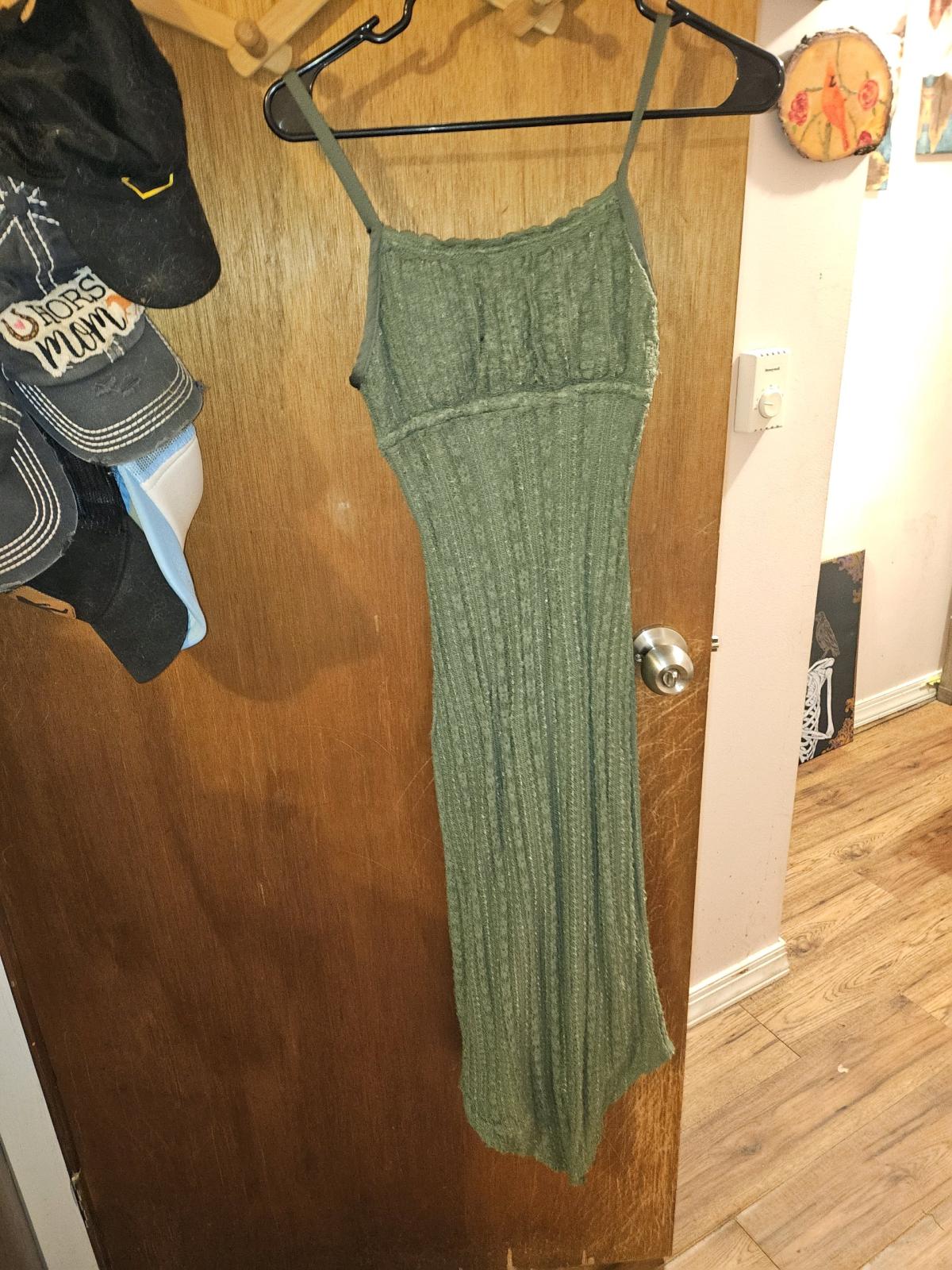 green dress - Abington, Pennsylvania - FleaMarketBay