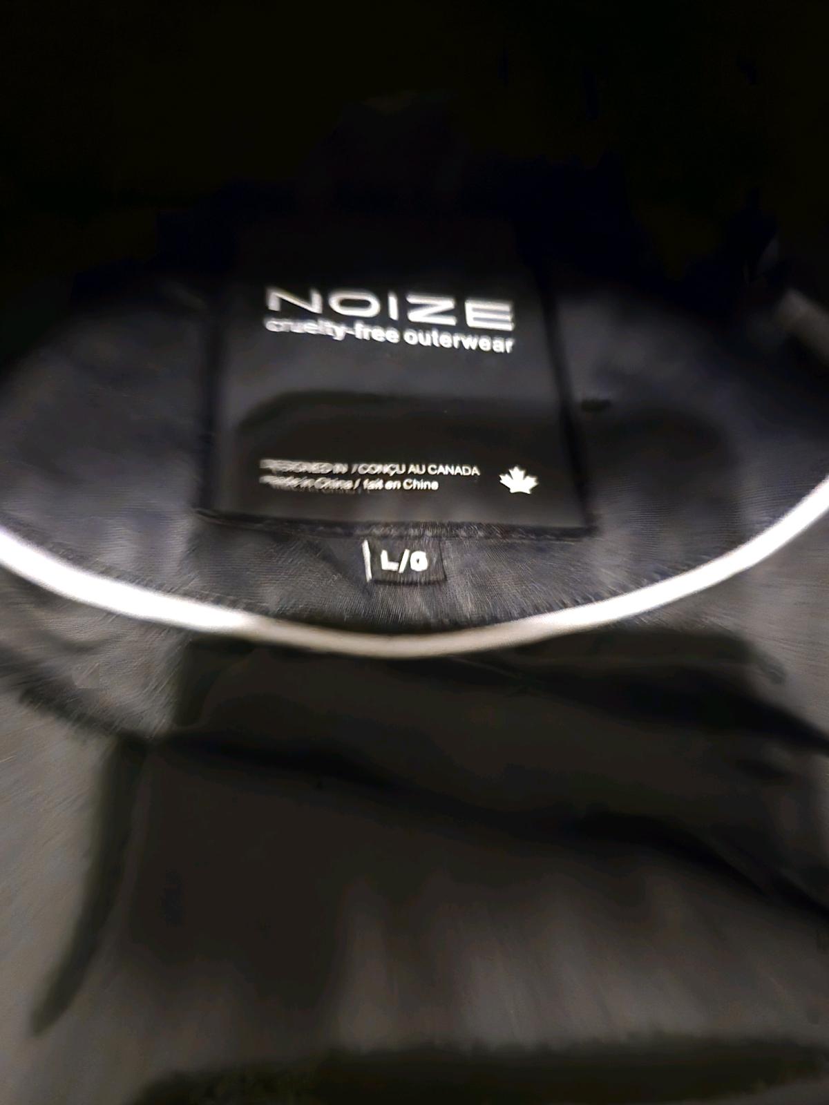 Noize Women long parka sz large Brand New Never worn - Woodbridge, New Jersey - FleaMarketBay
