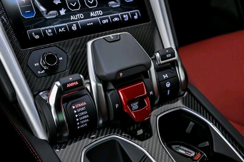 2021 Lamborghini Urus AWD  205353 - Bethel, Delaware - FleaMarketBay