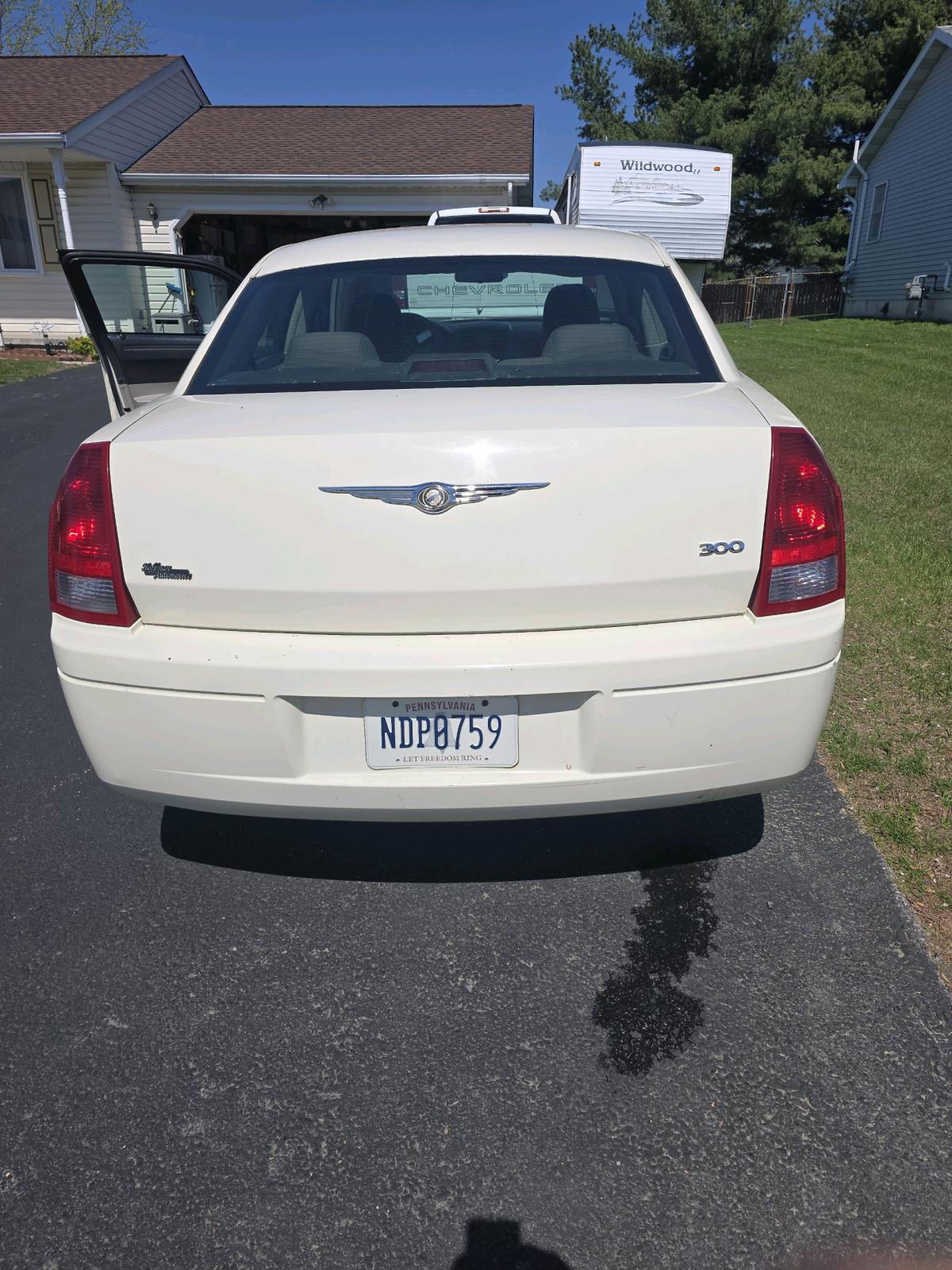 2007 chrysler 300 - Dallastown, Pennsylvania - FleaMarketBay