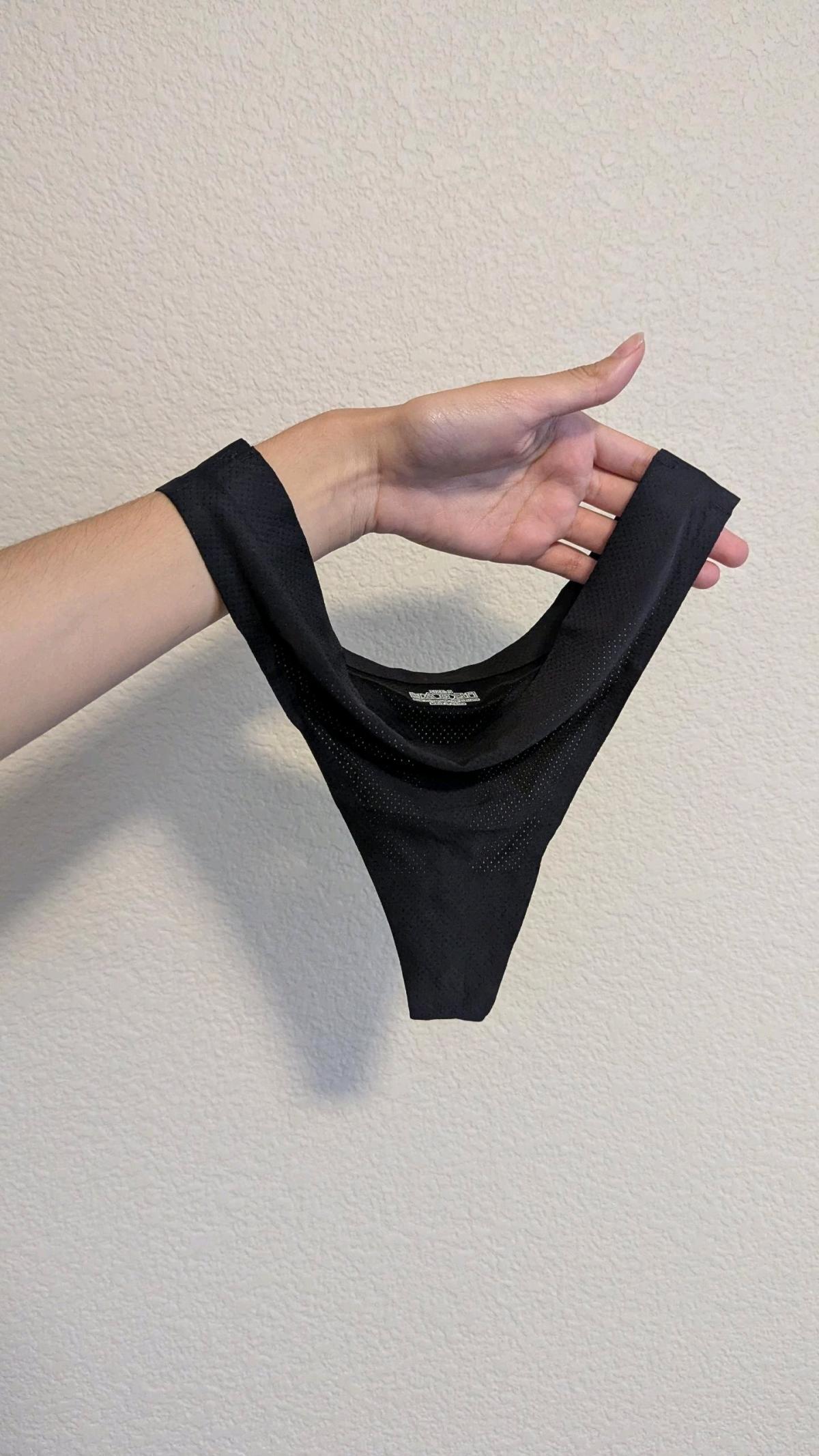Thongs - Ceres, California - FleaMarketBay